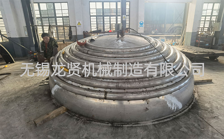 無錫封頭盤管找哪家？龍賢：把“歪瓜裂棗”卷出局，質(zhì)量硬到?jīng)]對手！?